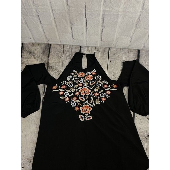 Abercrombie &‎ Fitch Women's High Neck Cold Shoulder Blouse Embroidered Size M - Picture 1 of 13